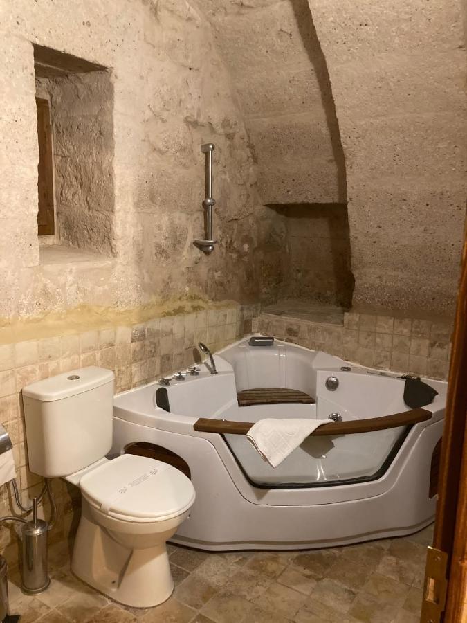 Monte Cappa Cave House Bed and Breakfast Ürgüp Buitenkant foto