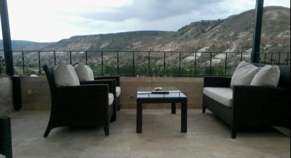 Monte Cappa Cave House Bed and Breakfast Ürgüp Buitenkant foto